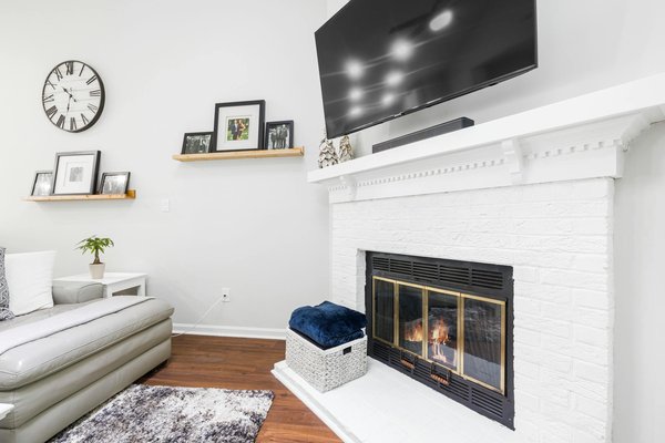 Ultimate handbook: protecting your vital legal documents during a uk home move